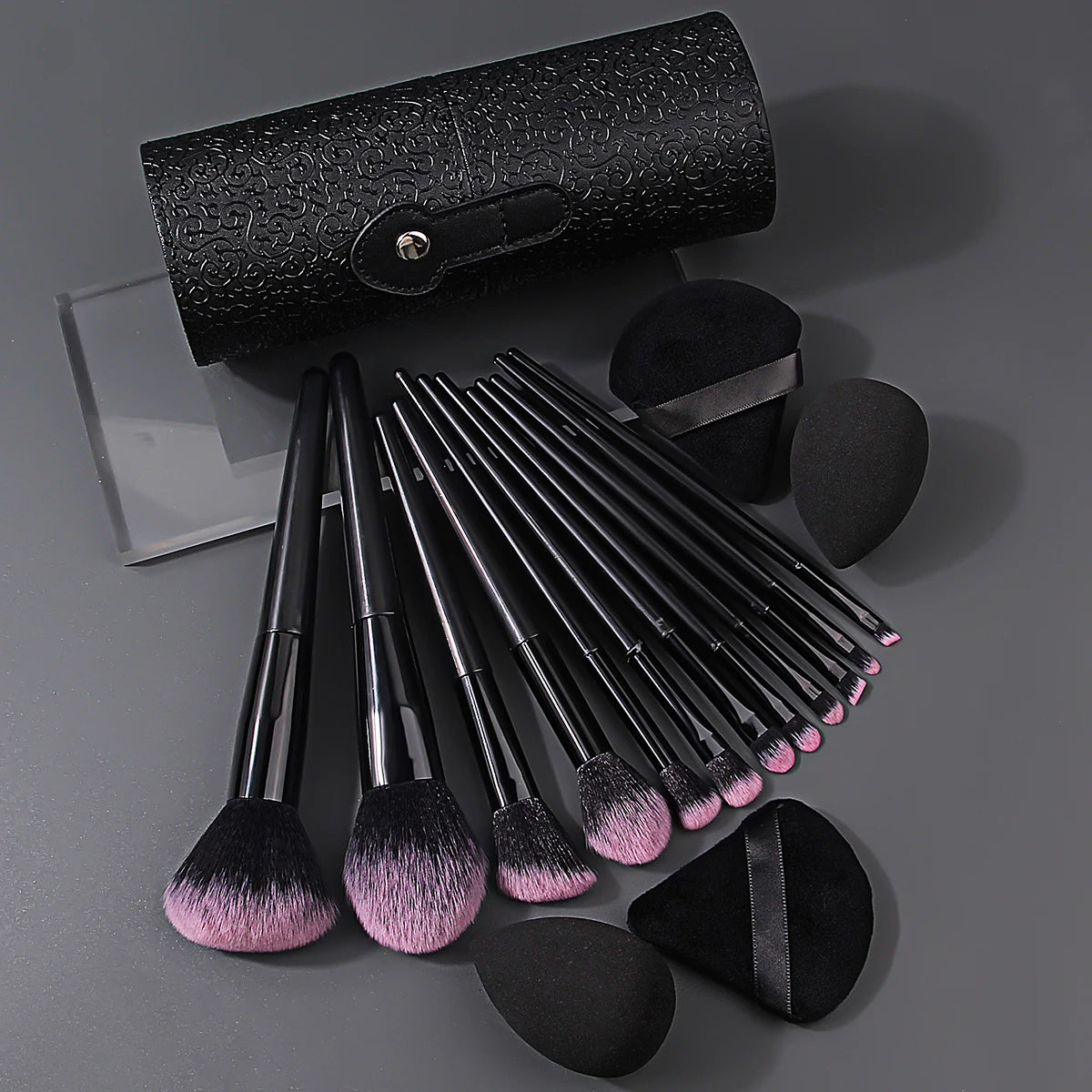17 Makeup Brush Set 12 Makeup Brushes w/ Makeup Egg Triangle Powder Puff & Storage