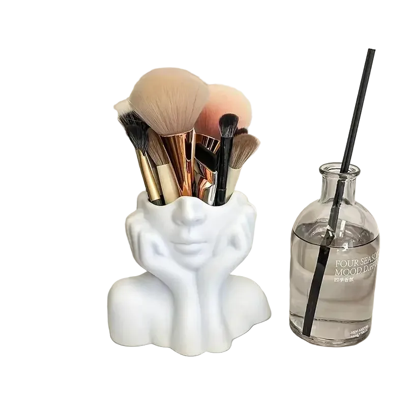 Fac e-Shaped Makeup Brush & Beauty Storage Box