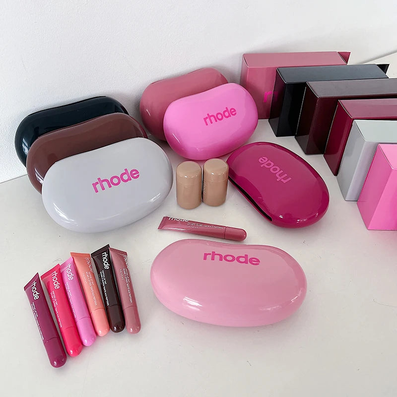 Hot Skincare Reduce Eye Lines and Dark Circles Peptide Banana Eye Patch Lip Gloss with MagSafe