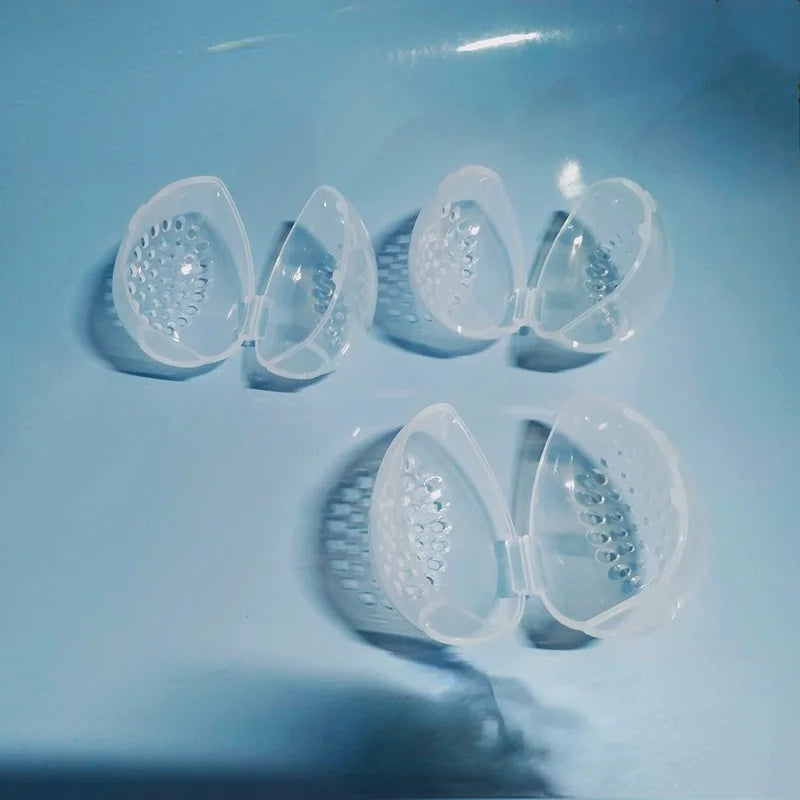 Egg-Shaped Makeup Sponge Holder & Drying Stand