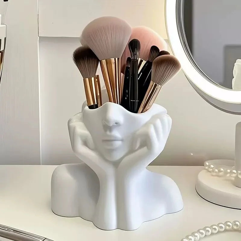 Fac e-Shaped Makeup Brush & Beauty Storage Box