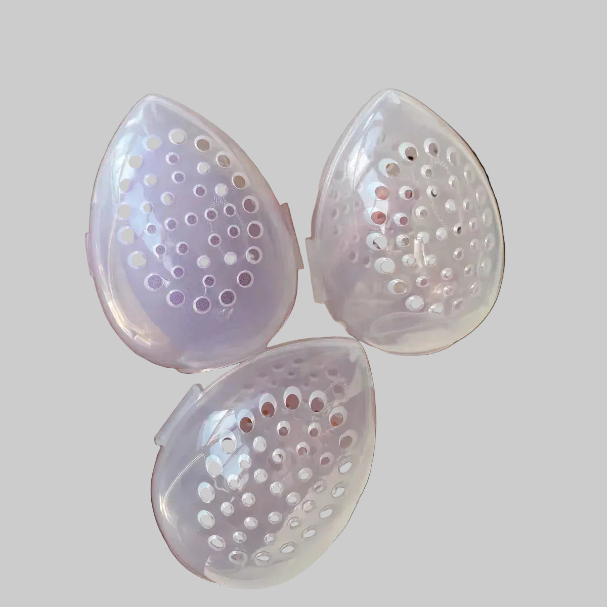 Egg-Shaped Makeup Sponge Holder & Drying Stand
