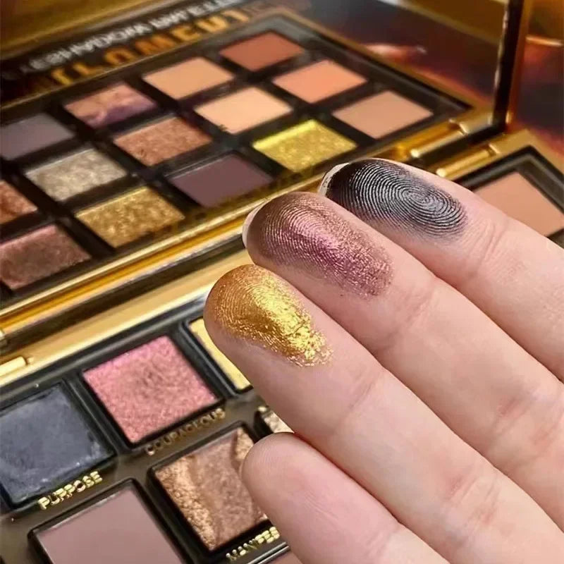 18-Color Eyeshadow Palette — Matte & Glitter, High Pigment, Long-Lasting