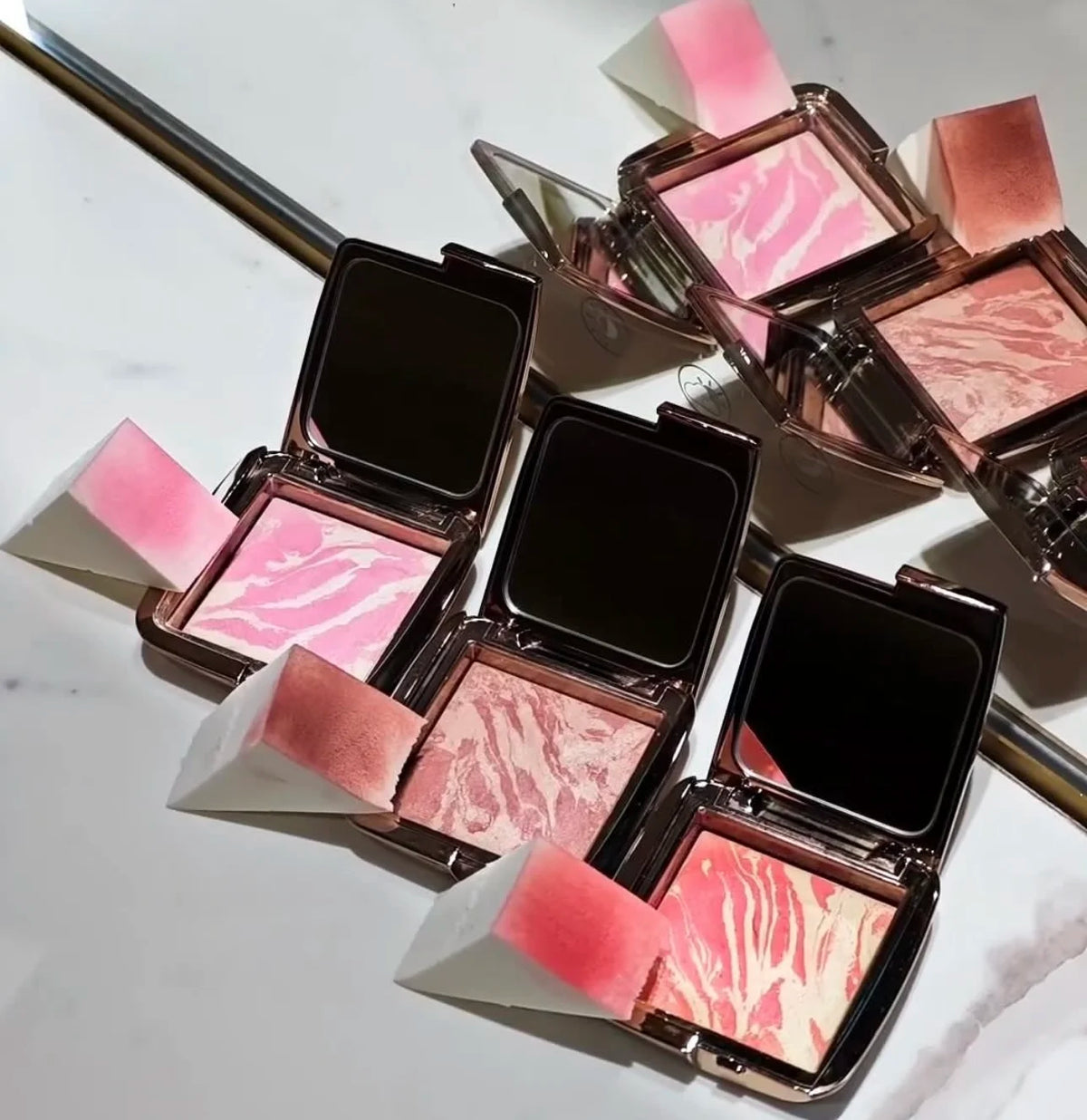Hourglass Ambient Lighting Blush