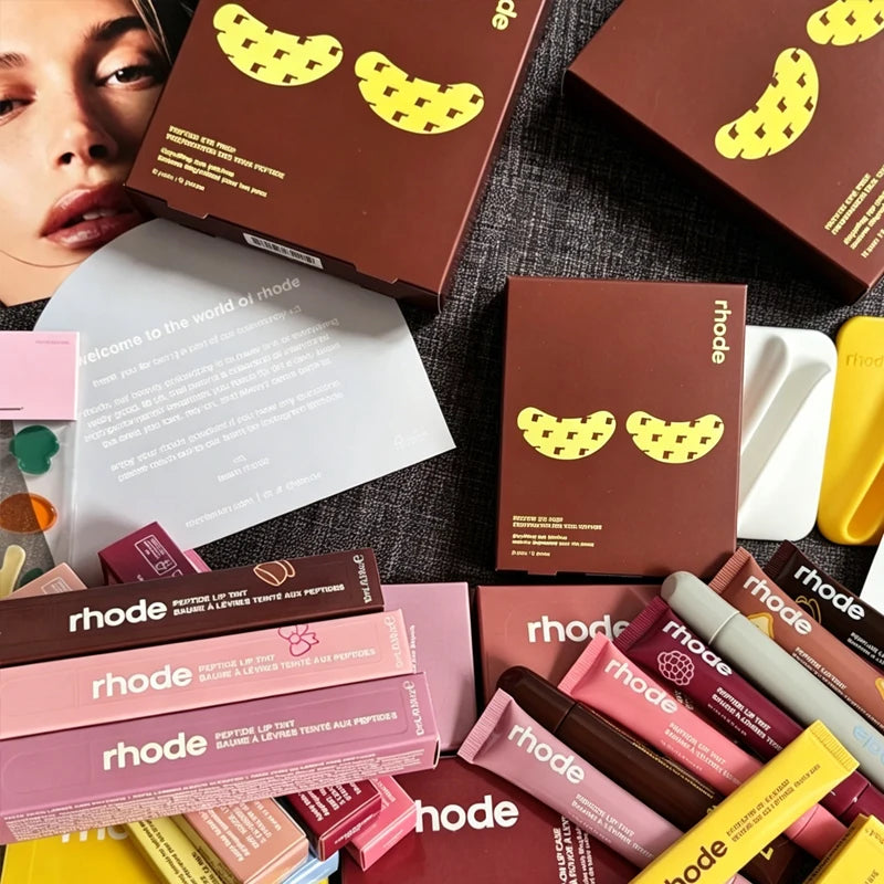 Hot Skincare Reduce Eye Lines and Dark Circles Peptide Banana Eye Patch Lip Gloss with MagSafe